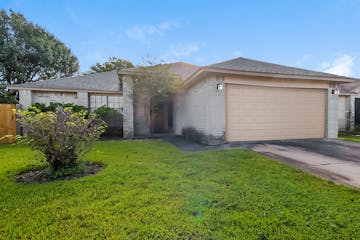 7003 Oakmantle Dr Houston, TX 77085